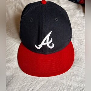 Atlanta Braves New Era Blue Red 9FIFTY Snapback Baseball Cap